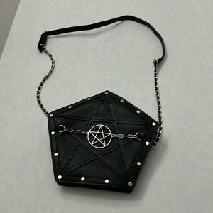 Spirit pentagon bag